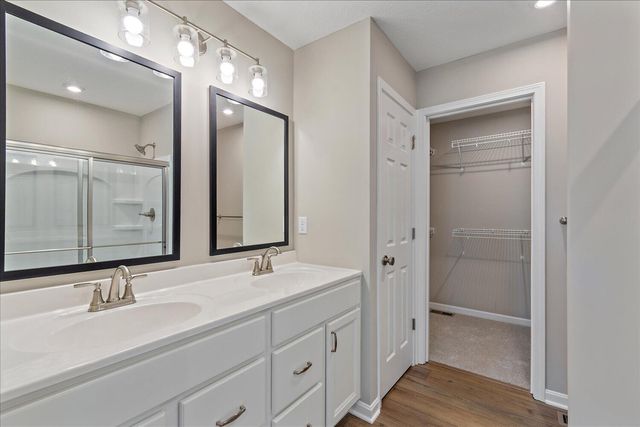 1727 Cherry Blossom Drive, Independence, KY 41051