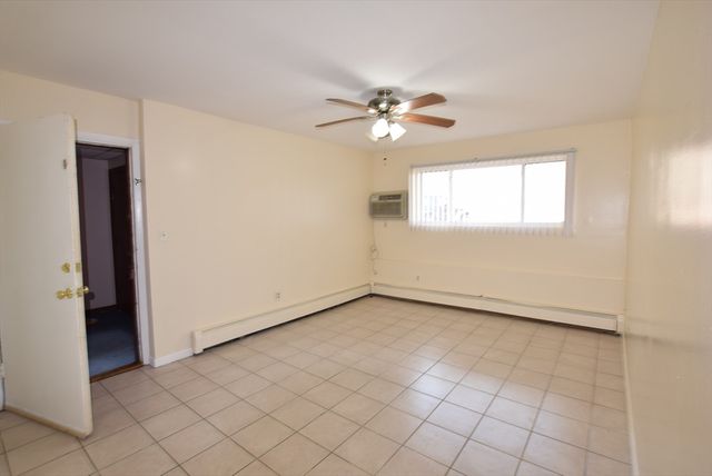 309 Pawtucket Blvd 10, Lowell, MA 01854