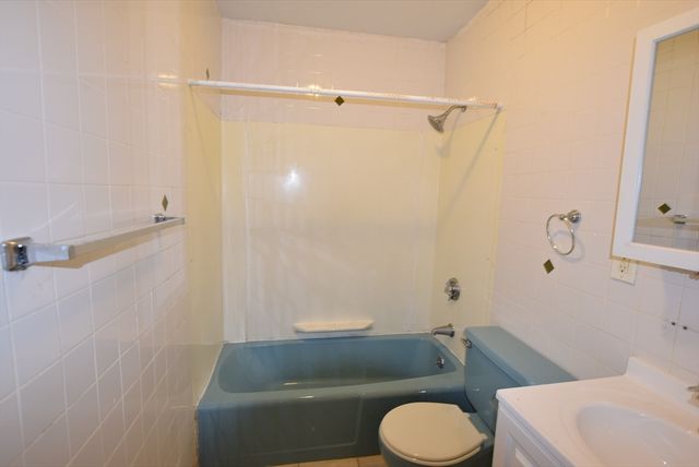 309 Pawtucket Blvd 10, Lowell, MA 01854