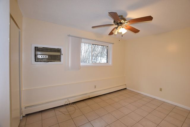 309 Pawtucket Blvd 10, Lowell, MA 01854