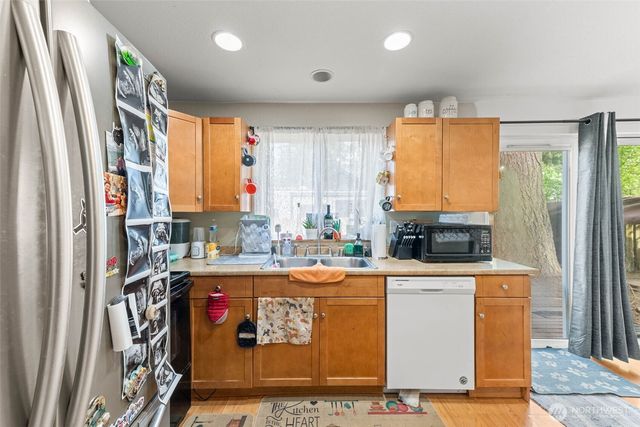 22506 Crown Circle SE, Yelm, WA 98597