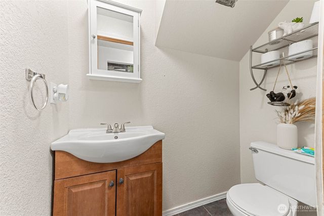 22506 Crown Circle SE, Yelm, WA 98597