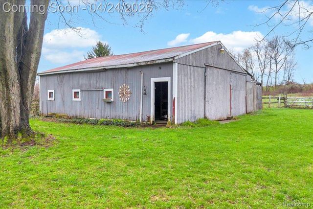 4360 Sherwood Road, Brandon Charter Township, MI 48462