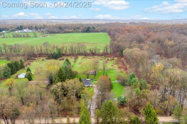 4360 Sherwood Road, Brandon Charter Township, MI 48462