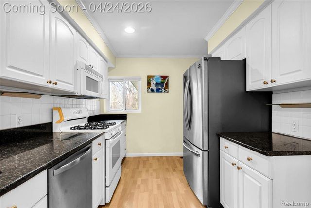 4360 Sherwood Road, Brandon Charter Township, MI 48462
