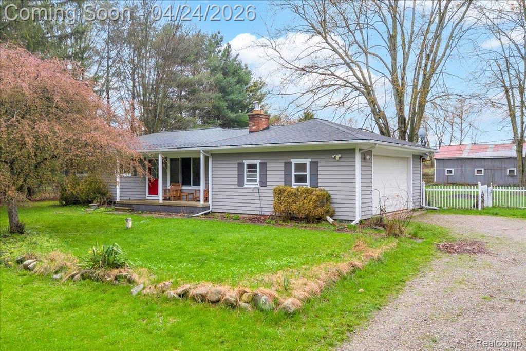 4360 Sherwood Road, Brandon Charter Township, MI 48462