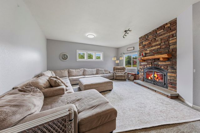 1700 Wood Duck Street, Saint Peter, MN 56082