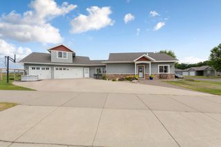 1700 Wood Duck Street, Saint Peter, MN 56082