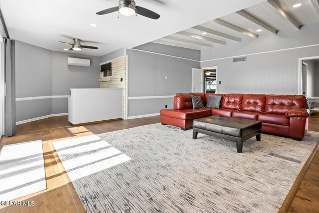 409 SPRINGHILL Circle, El Paso, TX 79912