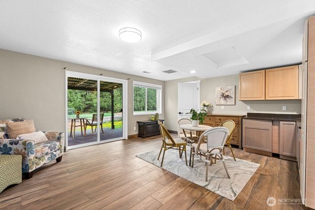 26100 SE 225th Place, Maple Valley, WA 98038