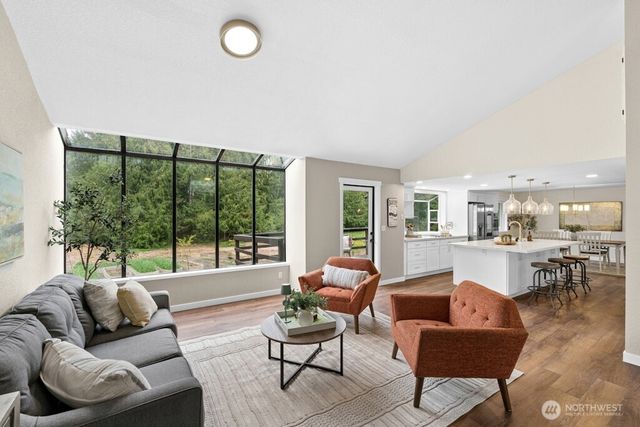 26100 SE 225th Place, Maple Valley, WA 98038