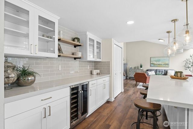 26100 SE 225th Place, Maple Valley, WA 98038