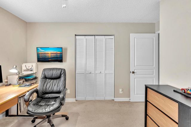 5837 N Plum Bay Pkwy, Tamarac, FL 33321