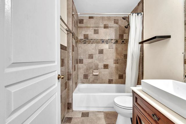 5837 N Plum Bay Pkwy, Tamarac, FL 33321