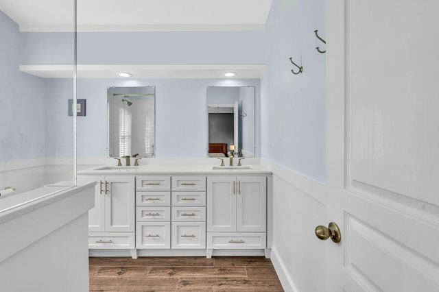 5837 N Plum Bay Pkwy, Tamarac, FL 33321