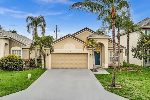 5837 N Plum Bay Pkwy, Tamarac, FL 33321