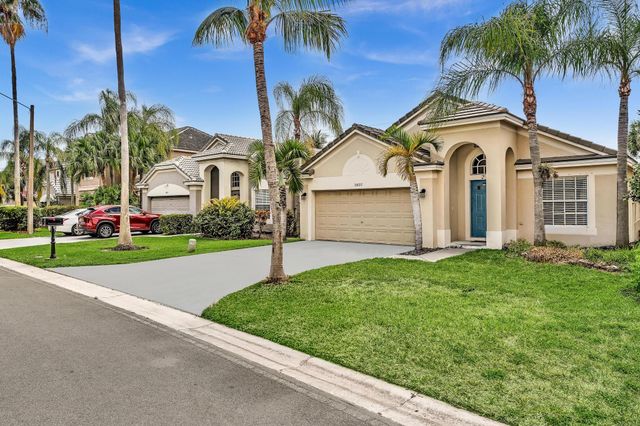 5837 N Plum Bay Pkwy, Tamarac, FL 33321