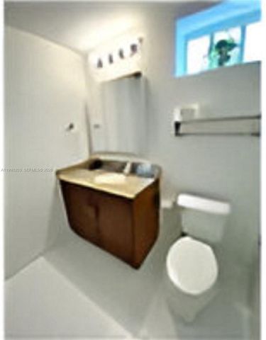 7266 SW 88th St A602, Miami, FL 33156