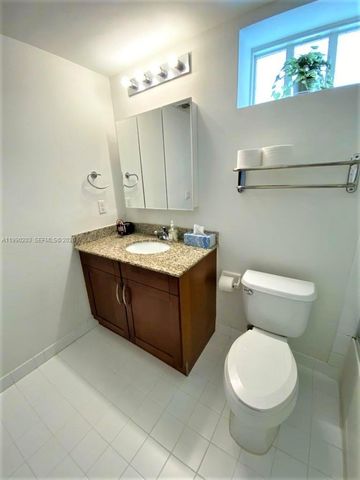 7266 SW 88th St A602, Miami, FL 33156