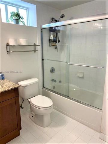 7266 SW 88th St A602, Miami, FL 33156