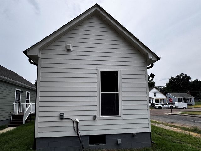 818 SEMMES ST, Memphis, TN 38111