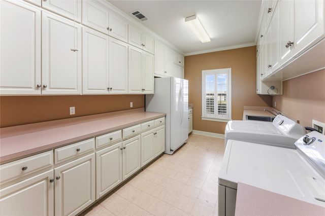 3421 Chisholm TRL, Salado, TX 76571