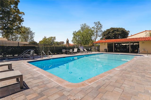 2425 Vista Hogar, Newport Beach, CA 92660