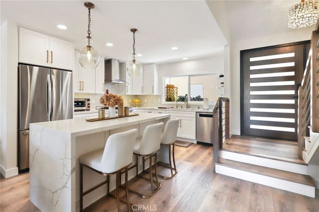 2425 Vista Hogar, Newport Beach, CA 92660