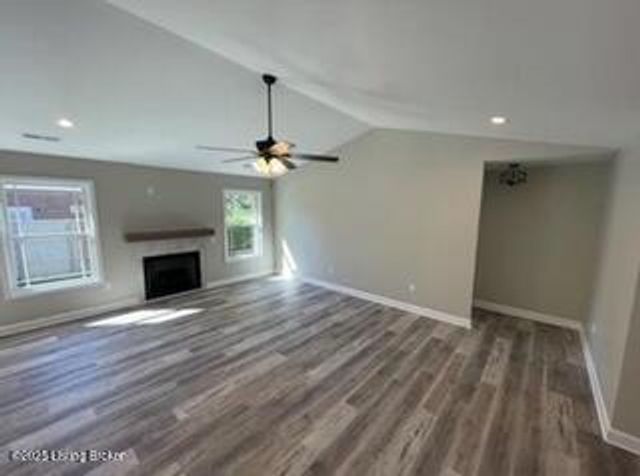 10500 Church Ct, Louisville, KY 40272