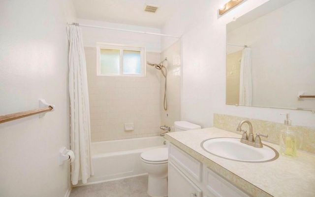 1102 E Rutgers Lane, Deer Park, TX 77536