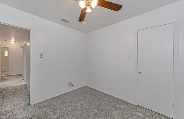 1102 E Rutgers Lane, Deer Park, TX 77536