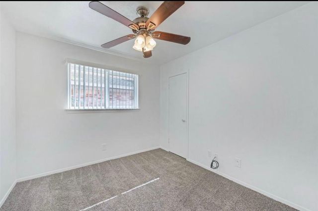 1102 E Rutgers Lane, Deer Park, TX 77536