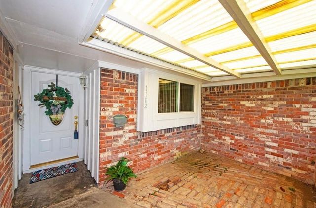 1102 E Rutgers Lane, Deer Park, TX 77536