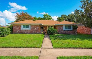 1102 E Rutgers Lane, Deer Park, TX 77536