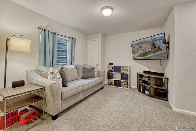 7135 Leopard Drive, Lone Tree, CO 80124