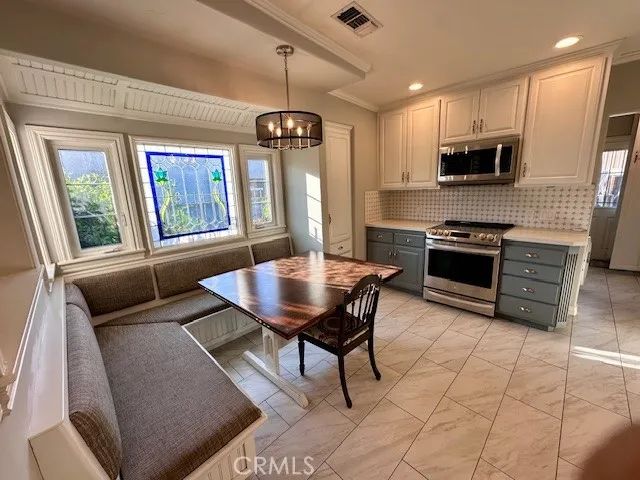 519 E Stuart, Redlands, CA 92374