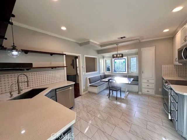 519 E Stuart, Redlands, CA 92374