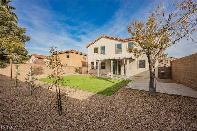 737 Thorton Beach Street, Henderson, NV 89015