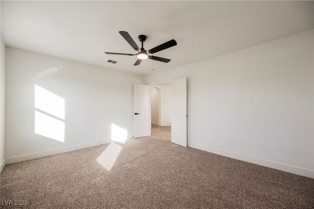 737 Thorton Beach Street, Henderson, NV 89015