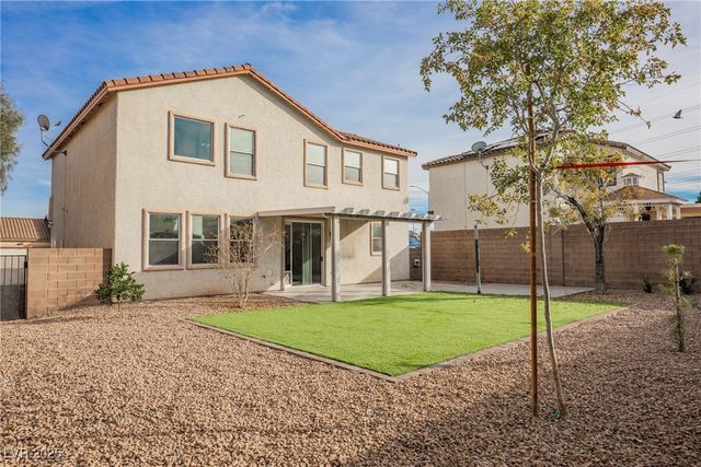 737 Thorton Beach Street, Henderson, NV 89015