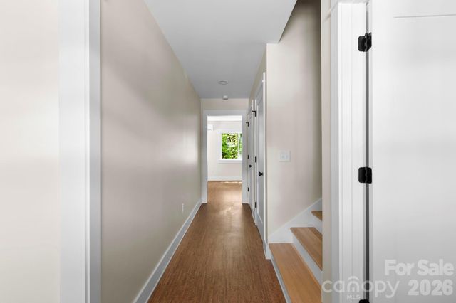25 Fireside Drive, Asheville, NC 28806