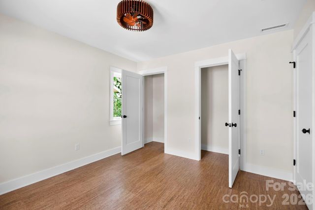25 Fireside Drive, Asheville, NC 28806