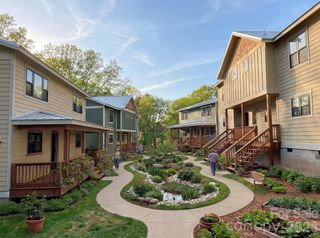25 Fireside Drive, Asheville, NC 28806