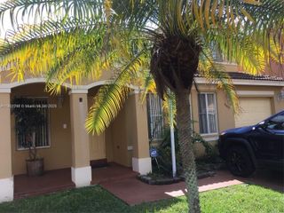 16530 SW 96th Ter, Miami, FL 33196