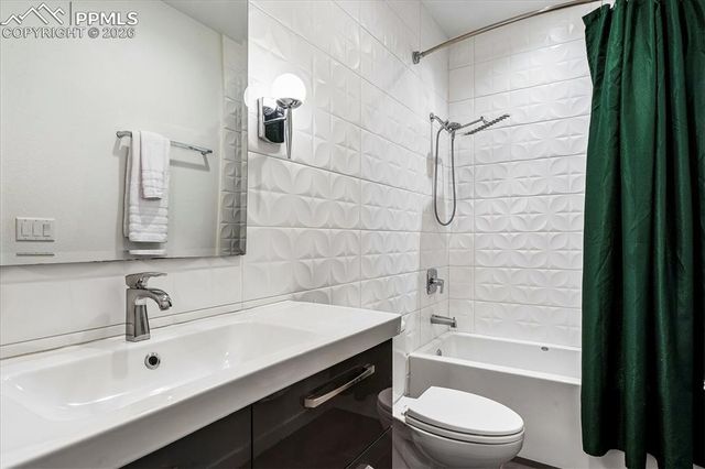 3885 Sierra Vista Road, Monument, CO 80132