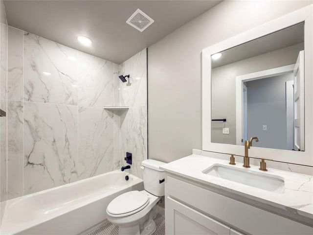 2610 Crescent Avenue, Oklahoma City, OK 73120