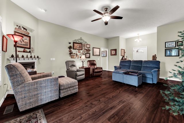 653 N Althea Avenue, Nixa, MO 65714