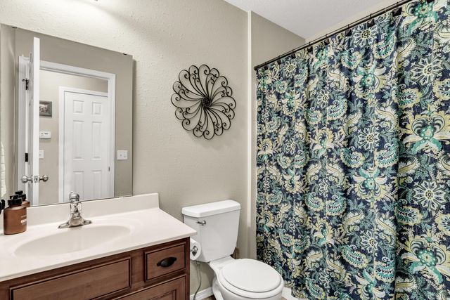 653 N Althea Avenue, Nixa, MO 65714