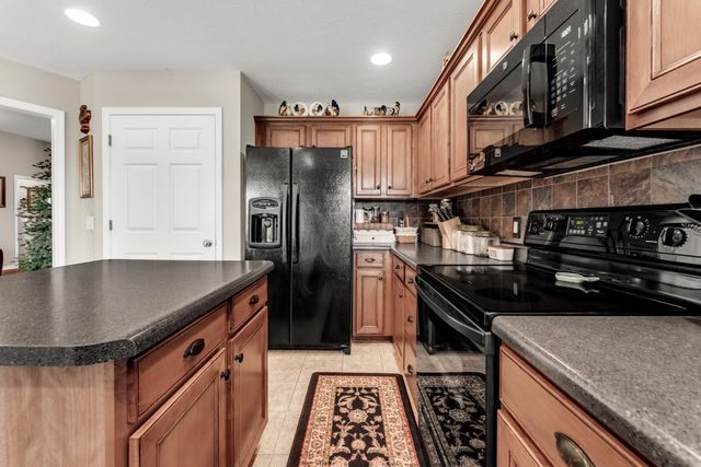 653 N Althea Avenue, Nixa, MO 65714