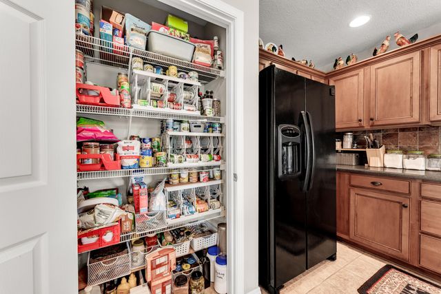 653 N Althea Avenue, Nixa, MO 65714